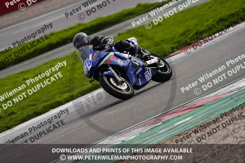 donington no limits trackday;donington park photographs;donington trackday photographs;no limits trackdays;peter wileman photography;trackday digital images;trackday photos